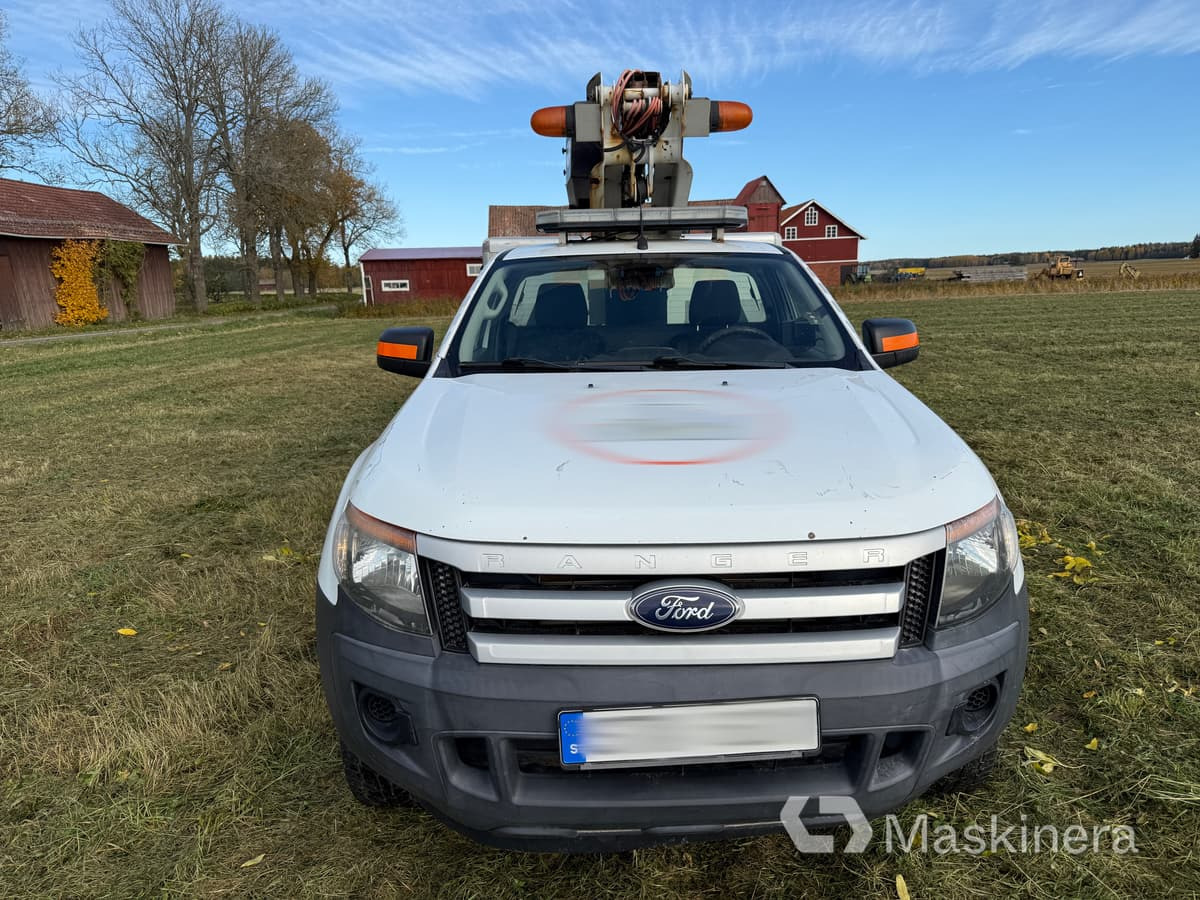 Arbetsbil Ford Ranger med Versalift - Furgon: obrázok 2 Arbetsbil Ford Ranger med Versalift - Furgon: obrázok 2