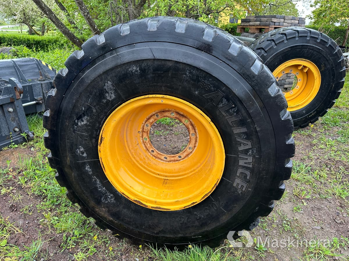 Bridgestone & Alliance Entreprenaddäck på fälg 20.5R25 - Kompletné koleso: obrázok 3 Bridgestone & Alliance Entreprenaddäck på fälg 20.5R25 - Kompletné koleso: obrázok 3