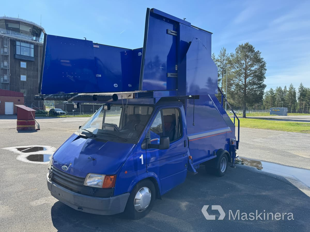 Ford Transit TFGBHL 130 Trappbil Ford Transit TFGBHL - Furgon: obrázok 1 Ford Transit TFGBHL 130 Trappbil Ford Transit TFGBHL - Furgon: obrázok 1