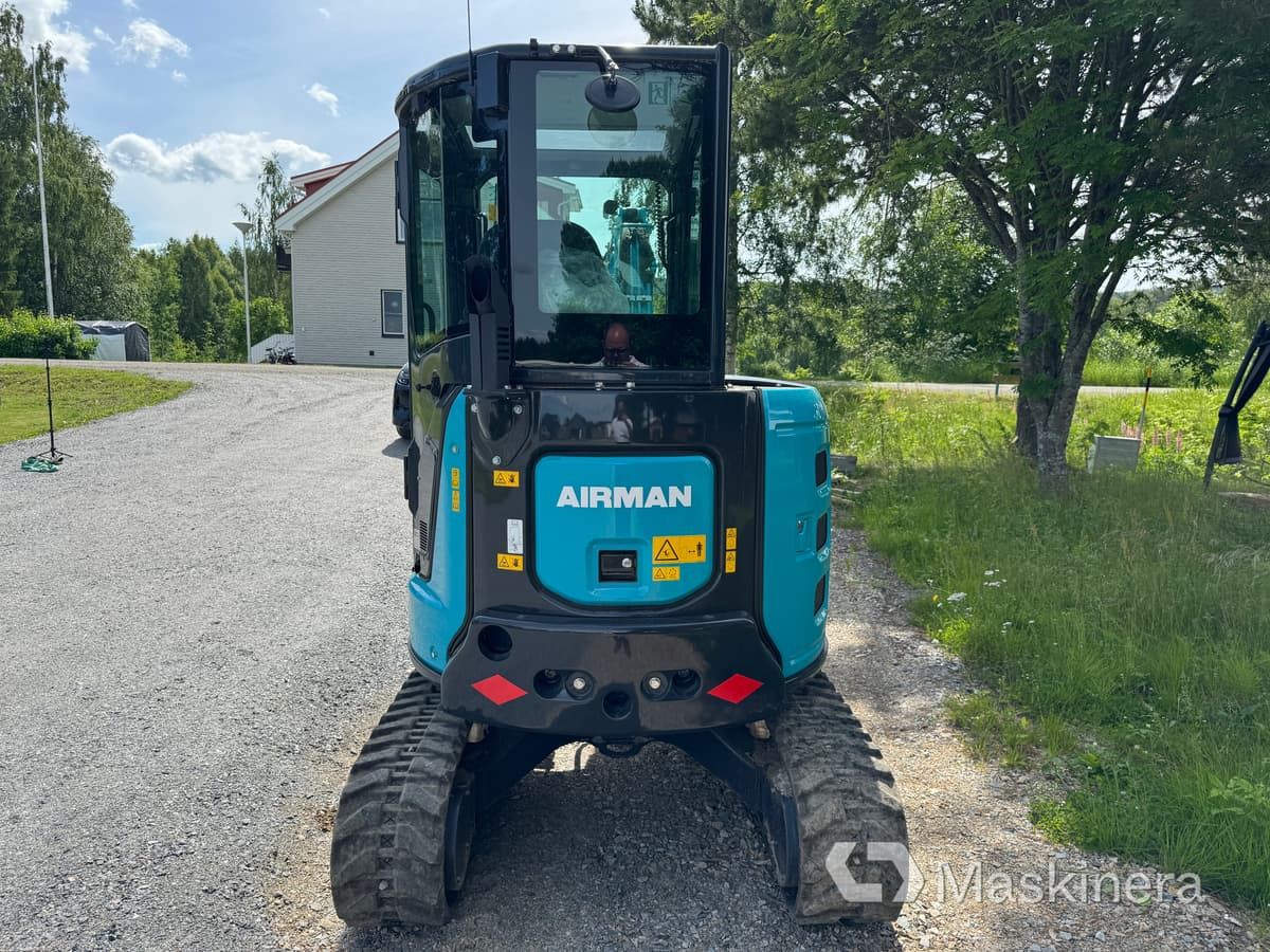 Grävmaskin Airman AX33u-7 med tillbehör - Pásové rýpadlo: obrázok 4 Grävmaskin Airman AX33u-7 med tillbehör - Pásové rýpadlo: obrázok 4