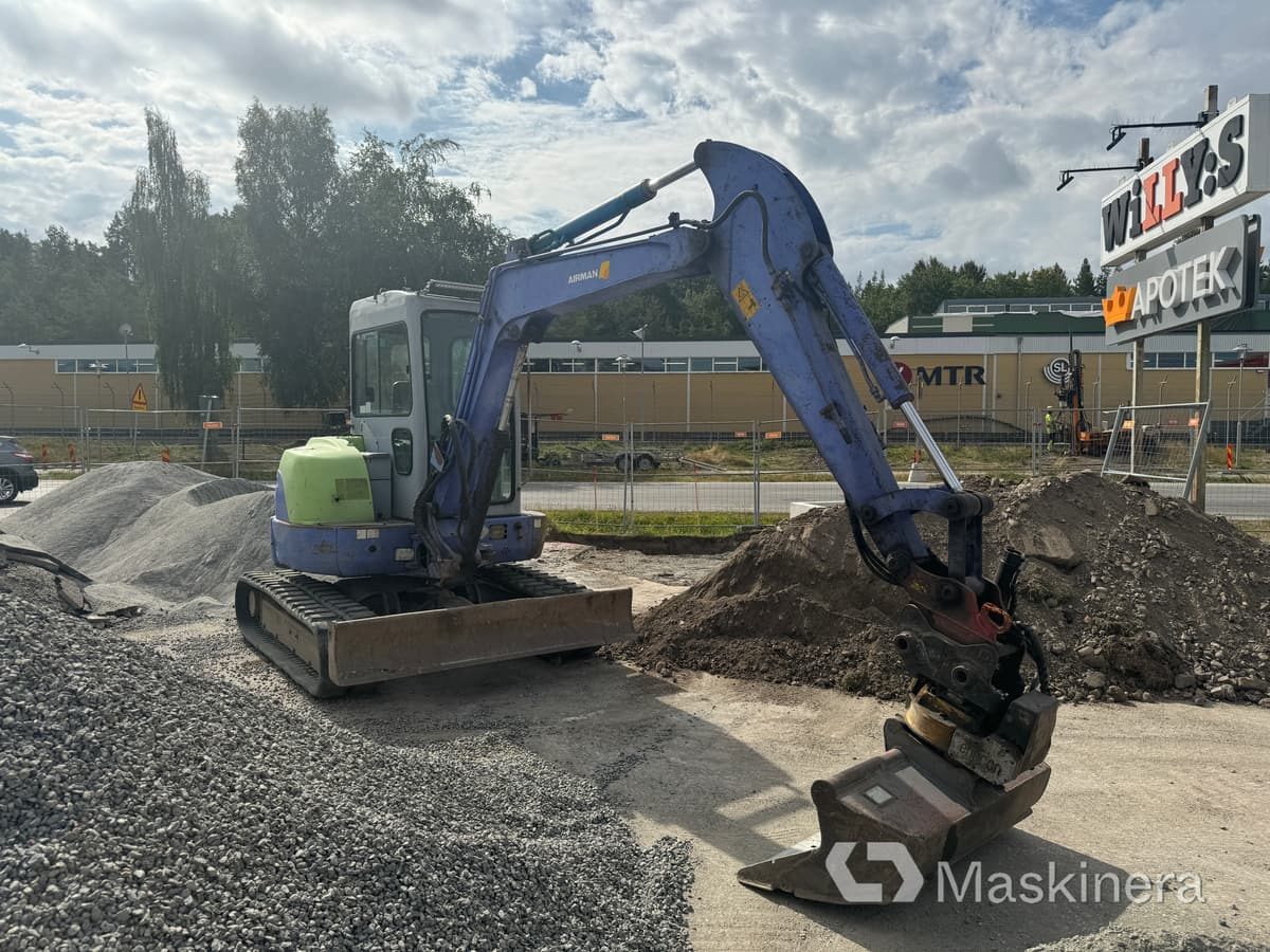 Grävmaskin Airman AX50U - Pásové rýpadlo: obrázok 3 Grävmaskin Airman AX50U - Pásové rýpadlo: obrázok 3