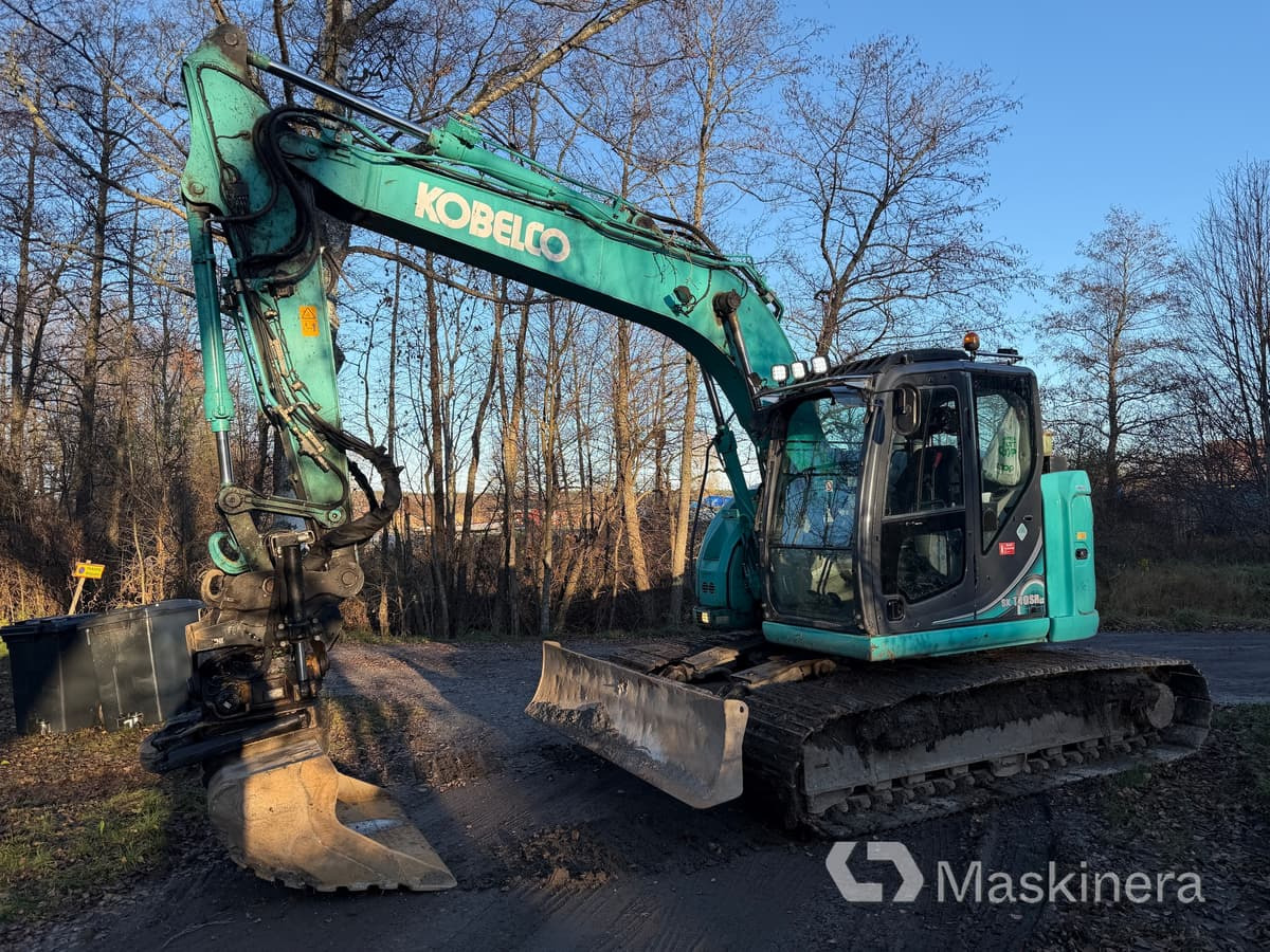 Grävmaskin Kobelco SK140SRLC-5 - Pásové rýpadlo: obrázok 1 Grävmaskin Kobelco SK140SRLC-5 - Pásové rýpadlo: obrázok 1