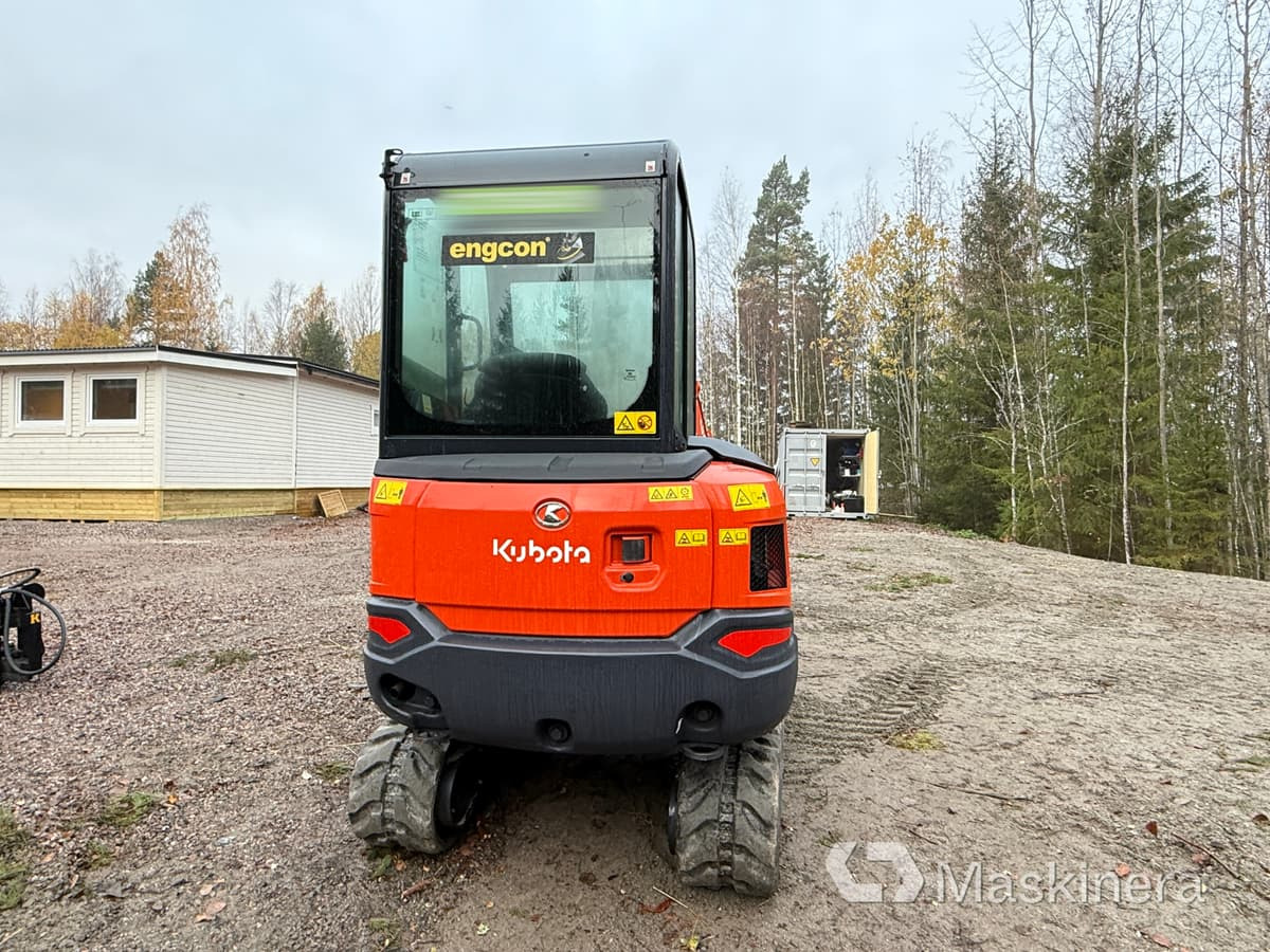 Grävmaskin Kubota KX027-4 med flera redskap - Pásové rýpadlo: obrázok 5 Grävmaskin Kubota KX027-4 med flera redskap - Pásové rýpadlo: obrázok 5
