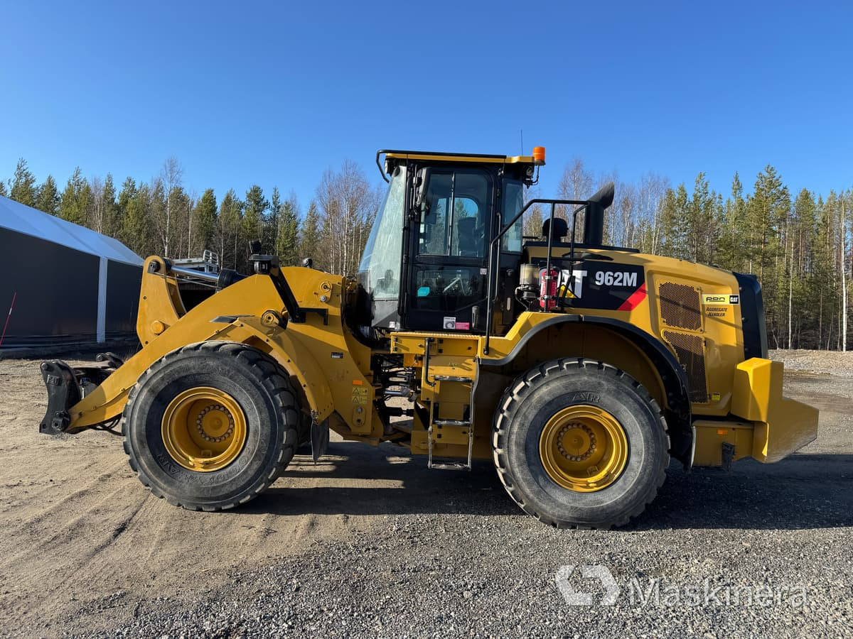 Hjullastare Cat 962M med skopa - Kolesový nakladač: obrázok 2 Hjullastare Cat 962M med skopa - Kolesový nakladač: obrázok 2