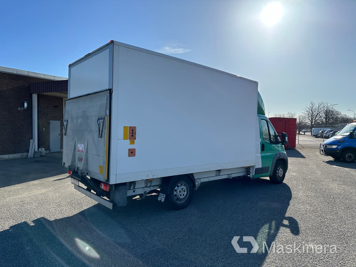 Lastbil Peugeot Boxer 2017 - Dodávka skriňová nadstavba: obrázok 5 Lastbil Peugeot Boxer 2017 - Dodávka skriňová nadstavba: obrázok 5