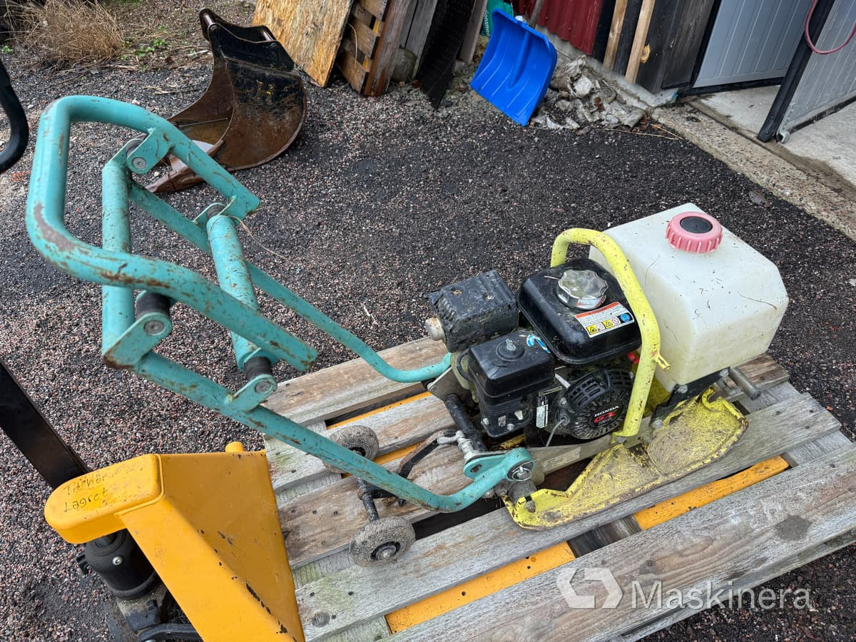 Markvibrator Ammann AVP 1240 - Vibračná doska: obrázok 1 Markvibrator Ammann AVP 1240 - Vibračná doska: obrázok 1
