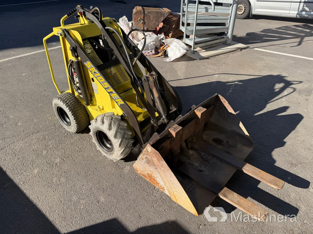 Minilastare Skidtser M10X - Šmykom riadený nakladač: obrázok 3 Minilastare Skidtser M10X - Šmykom riadený nakladač: obrázok 3