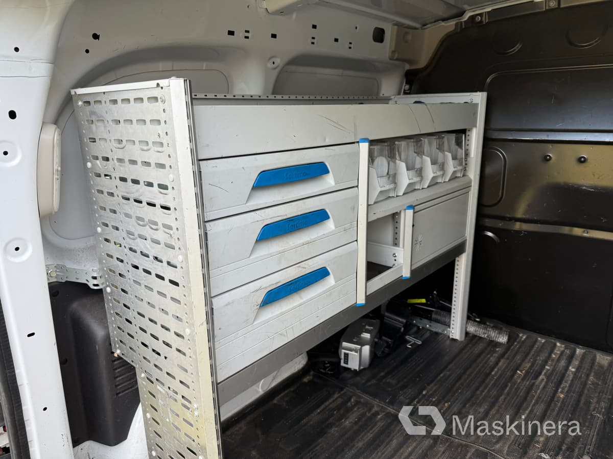 Furgon Skåpbil Mercedes Benz Citan: obrázok 38 Furgon Skåpbil Mercedes Benz Citan: obrázok 38