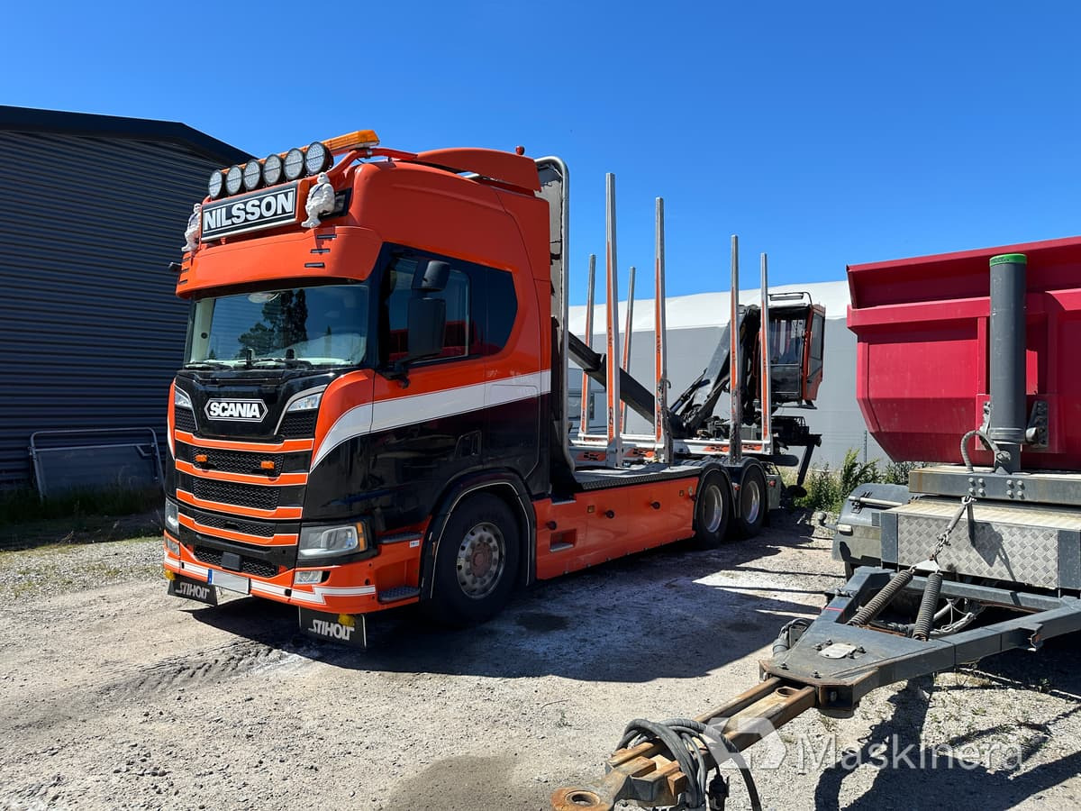 Timmerbil Scania R650B 6X4 NB + Släp - Nákladné vozidlo na prepravu dreva: obrázok 3 Timmerbil Scania R650B 6X4 NB + Släp - Nákladné vozidlo na prepravu dreva: obrázok 3