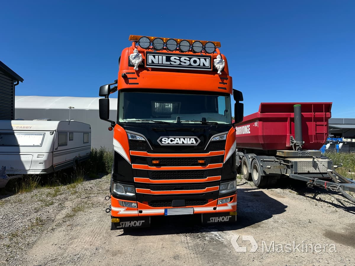Timmerbil Scania R650B 6X4 NB + Släp - Nákladné vozidlo na prepravu dreva: obrázok 2 Timmerbil Scania R650B 6X4 NB + Släp - Nákladné vozidlo na prepravu dreva: obrázok 2