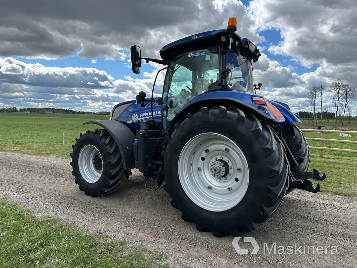 Traktor New Holland T7.270 AC 4WD - Traktor: obrázok 3 Traktor New Holland T7.270 AC 4WD - Traktor: obrázok 3