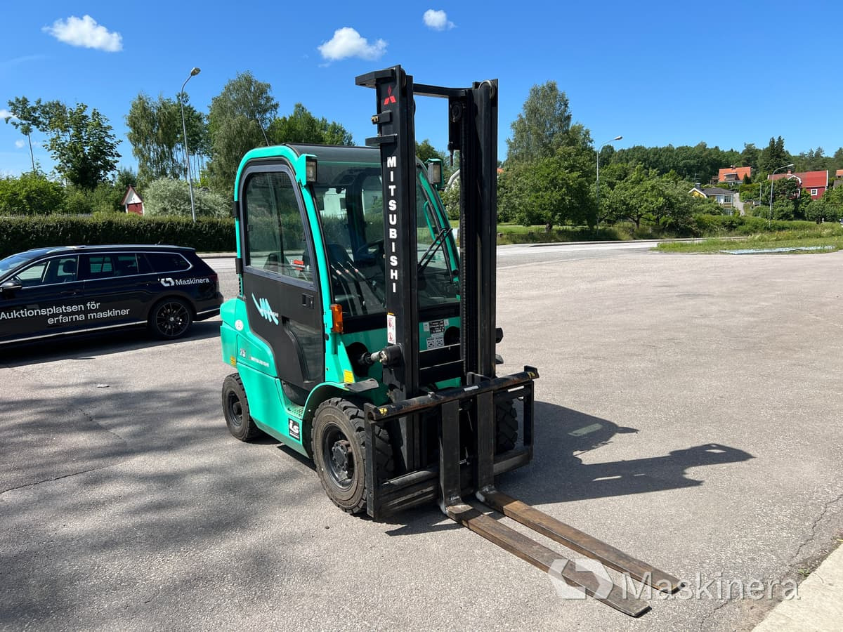 Truck Mitsubishi FD25N - Dieselový vysokozdvižný vozík: obrázok 3 Truck Mitsubishi FD25N - Dieselový vysokozdvižný vozík: obrázok 3