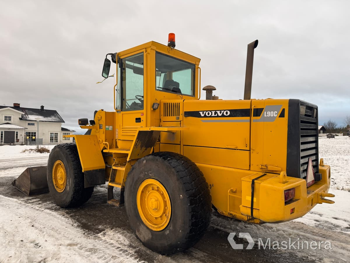 Volvo L90 C Hjullastare Volvo L90C med skopa - Kolesový nakladač: obrázok 3 Volvo L90 C Hjullastare Volvo L90C med skopa - Kolesový nakladač: obrázok 3