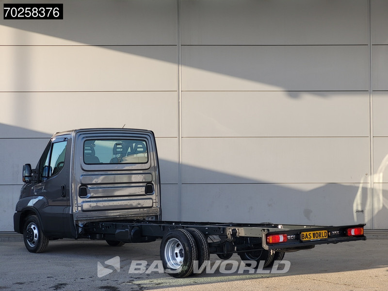 Iveco Daily 35C21 Automaat 410WB Chassis Cabine LED Navi ACC Fahrgestell Airco - Dodávka: obrázok 2 Iveco Daily 35C21 Automaat 410WB Chassis Cabine LED Navi ACC Fahrgestell Airco - Dodávka: obrázok 2