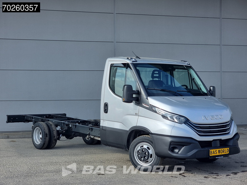 Iveco Daily 35C21 Automaat 410wb Dubbellucht 2025model Chassis Cabine ACC Fahrgestell Airco - Dodávka: obrázok 3 Iveco Daily 35C21 Automaat 410wb Dubbellucht 2025model Chassis Cabine ACC Fahrgestell Airco - Dodávka: obrázok 3