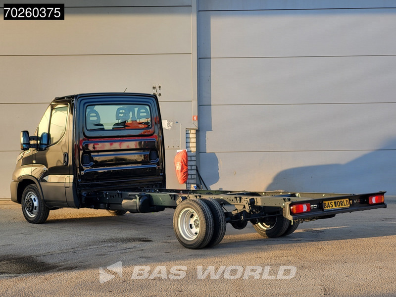 Iveco Daily 35C21 Automaat 410wb Dubbellucht 2025model Chassis Cabine ACC Fahrgestell Airco - Dodávka: obrázok 2 Iveco Daily 35C21 Automaat 410wb Dubbellucht 2025model Chassis Cabine ACC Fahrgestell Airco - Dodávka: obrázok 2