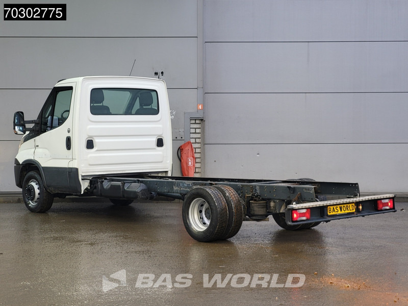 Iveco Daily 70C21 3.0L Automaat Luchtvering 435cm WB 210PK Chassis Cabine Airco Cruise Standkachel Euro6 Chassis Fahrgestell Airco Cruise co - Dodávka: obrázok 2 Iveco Daily 70C21 3.0L Automaat Luchtvering 435cm WB 210PK Chassis Cabine Airco Cruise Standkachel Euro6 Chassis Fahrgestell Airco Cruise co - Dodávka: obrázok 2