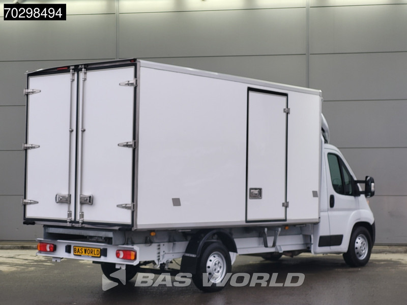 Fiat Ducato 165PK Koelwagen Carrier Citimax-350 Zijdeur 165PK Achterdeuren Airco Cruise Euro6 Koel Koeler Kühl Kühler Kühlwagen Kühlkoffer 1 - Chladiarenská dodávka: obrázok 5 Fiat Ducato 165PK Koelwagen Carrier Citimax-350 Zijdeur 165PK Achterdeuren Airco Cruise Euro6 Koel Koeler Kühl Kühler Kühlwagen Kühlkoffer 1 - Chladiarenská dodávka: obrázok 5