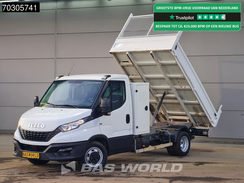 Iveco Daily 35C14 Kipper met Kist Dubbellucht 3,5t Trekhaak Airco Cruise Euro6 Tipper Benne Kieper Airco Trekhaak Cruise control - Dodávka sklápač: obrázok 1 Iveco Daily 35C14 Kipper met Kist Dubbellucht 3,5t Trekhaak Airco Cruise Euro6 Tipper Benne Kieper Airco Trekhaak Cruise control - Dodávka sklápač: obrázok 1