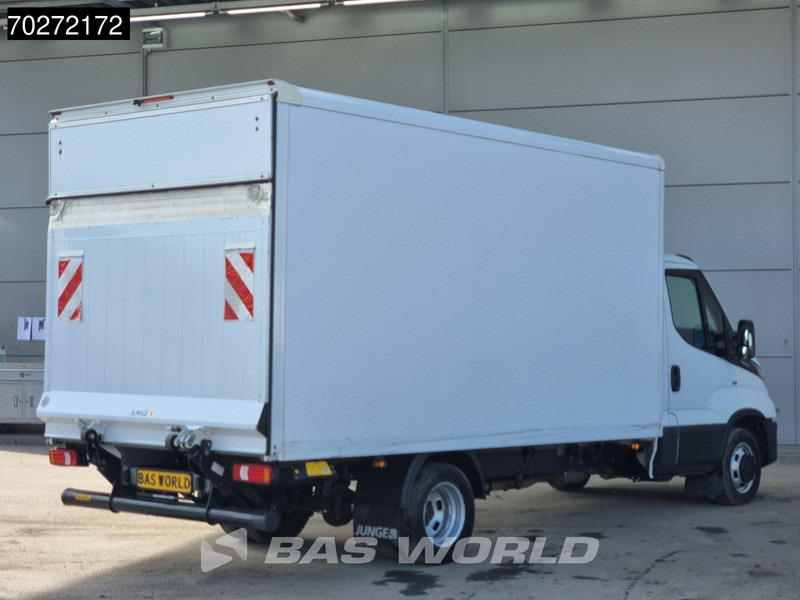 Iveco Daily 35C16 Automaat Laadklep Bakwagen Airco Camera Dubbellucht Meubelbak Koffer 17m3 Airco - Dodávka skriňová nadstavba: obrázok 5 Iveco Daily 35C16 Automaat Laadklep Bakwagen Airco Camera Dubbellucht Meubelbak Koffer 17m3 Airco - Dodávka skriňová nadstavba: obrázok 5
