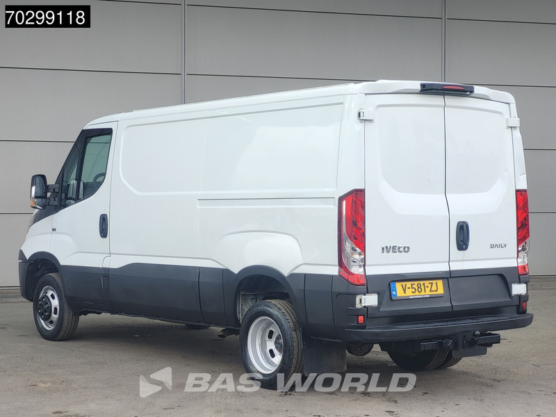 Iveco Daily 35C16 Dubbellucht L2H1 Laag Dak 3,5t Trekhaak 160PK Airco Cruise Camera Werkplaatsinrichting APK 08-2026 Euro6 L2 Airco Trekhaak - Furgon: obrázok 2 Iveco Daily 35C16 Dubbellucht L2H1 Laag Dak 3,5t Trekhaak 160PK Airco Cruise Camera Werkplaatsinrichting APK 08-2026 Euro6 L2 Airco Trekhaak - Furgon: obrázok 2