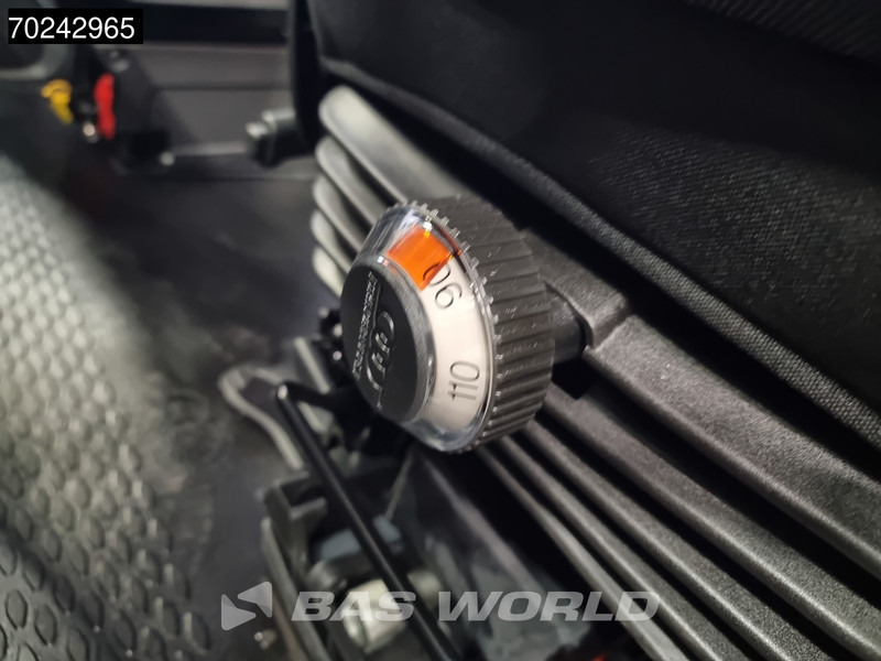 Nový Dodávka valník Iveco Daily 35C18 3.0L Automaat 180PK 2025-Model Dubbel Cabine Open laadbak Dubbellucht Navi ACC LED 3,5T Trekvermogen Euro6 Pritsche Pickup: obrázok 13 Nový Dodávka valník Iveco Daily 35C18 3.0L Automaat 180PK 2025-Model Dubbel Cabine Open laadbak Dubbellucht Navi ACC LED 3,5T Trekvermogen Euro6 Pritsche Pickup: obrázok 13