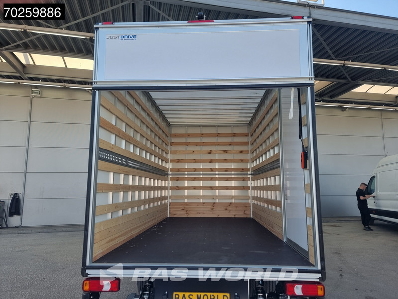 Iveco Daily 35C18 3.0L Automaat Luchtvering Zijdeur Laadklep Bakwagen Navi LED Koffer Gesloten laadbak Bakwagen 21m3 Airco Cruise control - Dodávka skriňová nadstavba: obrázok 5 Iveco Daily 35C18 3.0L Automaat Luchtvering Zijdeur Laadklep Bakwagen Navi LED Koffer Gesloten laadbak Bakwagen 21m3 Airco Cruise control - Dodávka skriňová nadstavba: obrázok 5