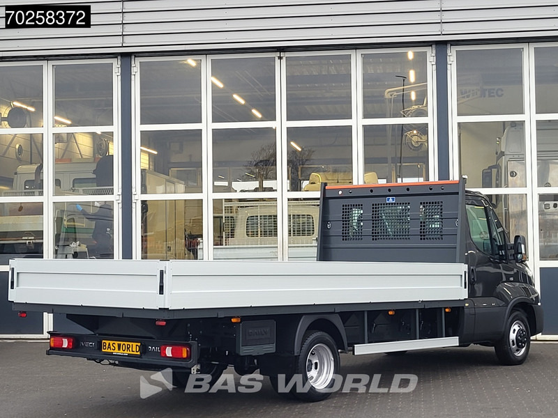 Iveco Daily 35C21 3.0L Automaat 210PK 2025-Model Open laadbak Dubbellucht CarPlay ACC LED 3,5T Trekvermogen Euro6 Pritsche Pickup Airco - Dodávka valník: obrázok 2 Iveco Daily 35C21 3.0L Automaat 210PK 2025-Model Open laadbak Dubbellucht CarPlay ACC LED 3,5T Trekvermogen Euro6 Pritsche Pickup Airco - Dodávka valník: obrázok 2
