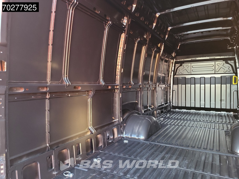 Iveco Daily 35C21 3.0L Automaat L4H3 210PK Hoog Dak Dubbellucht 3,5t Trekhaak ACC Navi LED Camera Parkeersensoren Euro6 L5 19m3 Airco Trekha - Furgon: obrázok 5 Iveco Daily 35C21 3.0L Automaat L4H3 210PK Hoog Dak Dubbellucht 3,5t Trekhaak ACC Navi LED Camera Parkeersensoren Euro6 L5 19m3 Airco Trekha - Furgon: obrázok 5