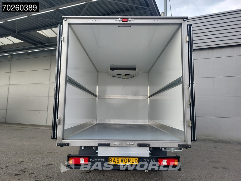 Iveco Daily 35C21 3.0L Koelwagen Vries Carrier Xarios 350 230V stekker CarPlay Airco ACC Koel Koeler Vriezer Vrieswagen Kühler Bakwagen Kühl - Chladiarenská dodávka: obrázok 3 Iveco Daily 35C21 3.0L Koelwagen Vries Carrier Xarios 350 230V stekker CarPlay Airco ACC Koel Koeler Vriezer Vrieswagen Kühler Bakwagen Kühl - Chladiarenská dodávka: obrázok 3