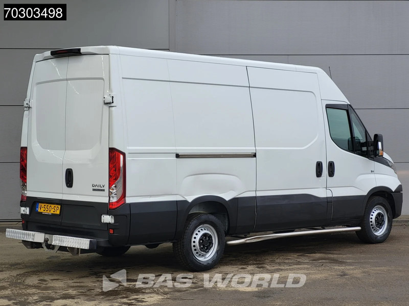 Iveco Daily 35S12 Automaat L2H2 3,5t Trekhaak Airco Cruise APK 12-2026 Euro6 L2 Airco Trekhaak Cruise control - Furgon: obrázok 5 Iveco Daily 35S12 Automaat L2H2 3,5t Trekhaak Airco Cruise APK 12-2026 Euro6 L2 Airco Trekhaak Cruise control - Furgon: obrázok 5