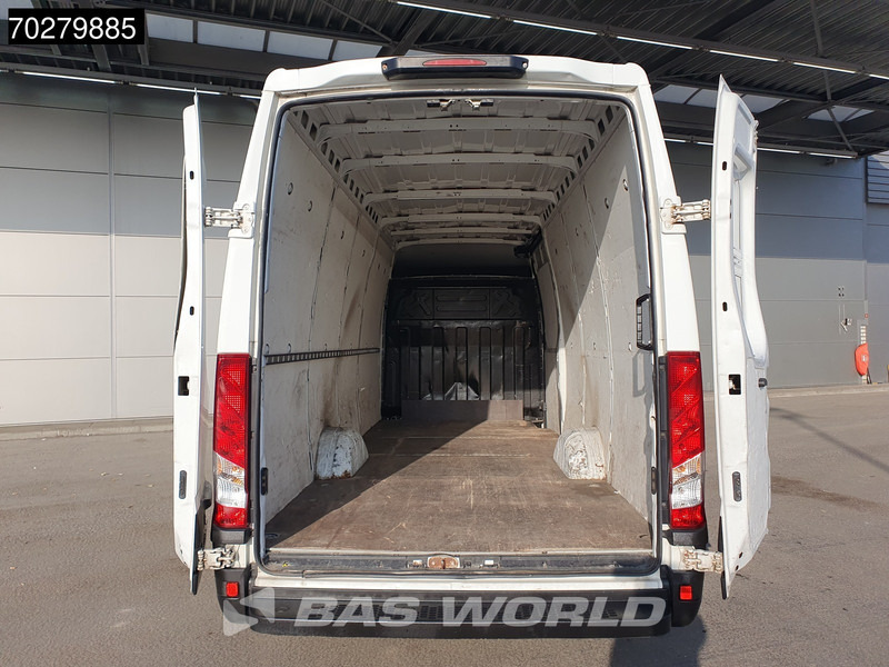 Iveco Daily 35S13 L3H2 3500KG Trekgewicht Airco Euro5 L4H2 16m3 Airco - Furgon: obrázok 2 Iveco Daily 35S13 L3H2 3500KG Trekgewicht Airco Euro5 L4H2 16m3 Airco - Furgon: obrázok 2