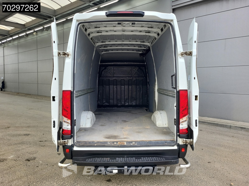 Iveco Daily 35S14 Automaat L2H2 3,5t Trekhaak Airco Cruise Standkachel Euro6 L2 Airco Trekhaak Cruise control - Furgon: obrázok 3 Iveco Daily 35S14 Automaat L2H2 3,5t Trekhaak Airco Cruise Standkachel Euro6 L2 Airco Trekhaak Cruise control - Furgon: obrázok 3