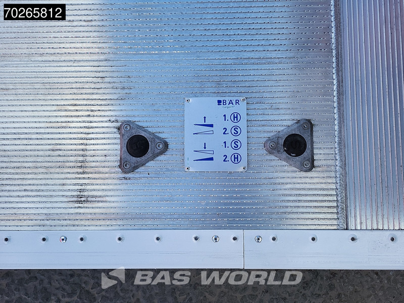 Nový Plachtová dodávka Iveco Daily 35S16 Automaat Schuifzeil Laadklep CarPlay Camera Velgen Cruise Airco Schuifzeilen Bakwagen Zeilen Meubelbak Koffer Airco Cruise: obrázok 8 Nový Plachtová dodávka Iveco Daily 35S16 Automaat Schuifzeil Laadklep CarPlay Camera Velgen Cruise Airco Schuifzeilen Bakwagen Zeilen Meubelbak Koffer Airco Cruise: obrázok 8