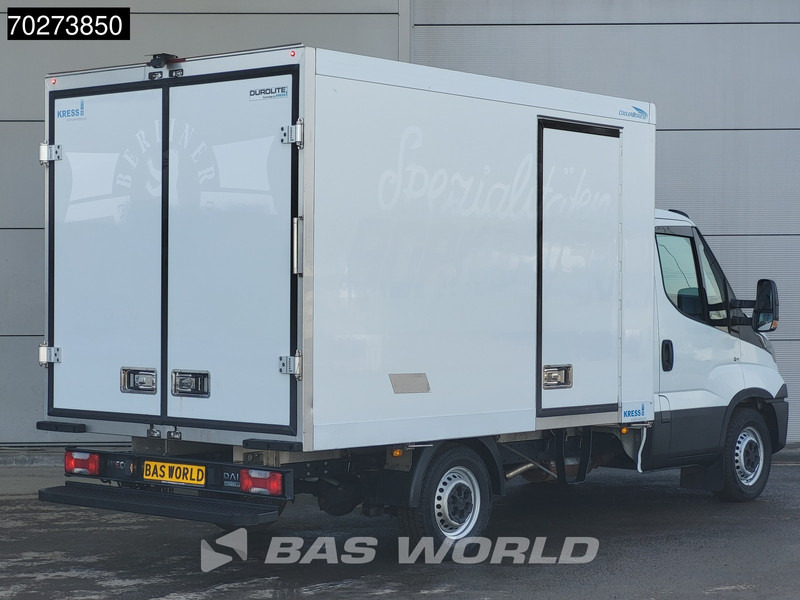 Iveco Daily 35S16 Koelwagen Automaat Carrier Pulsar 400 380V Stekker Airco Cruise Camera Koel Koeler Kühlwagen Kühlkoffer 12m3 Airco Cruise - Chladiarenská dodávka: obrázok 3 Iveco Daily 35S16 Koelwagen Automaat Carrier Pulsar 400 380V Stekker Airco Cruise Camera Koel Koeler Kühlwagen Kühlkoffer 12m3 Airco Cruise - Chladiarenská dodávka: obrázok 3