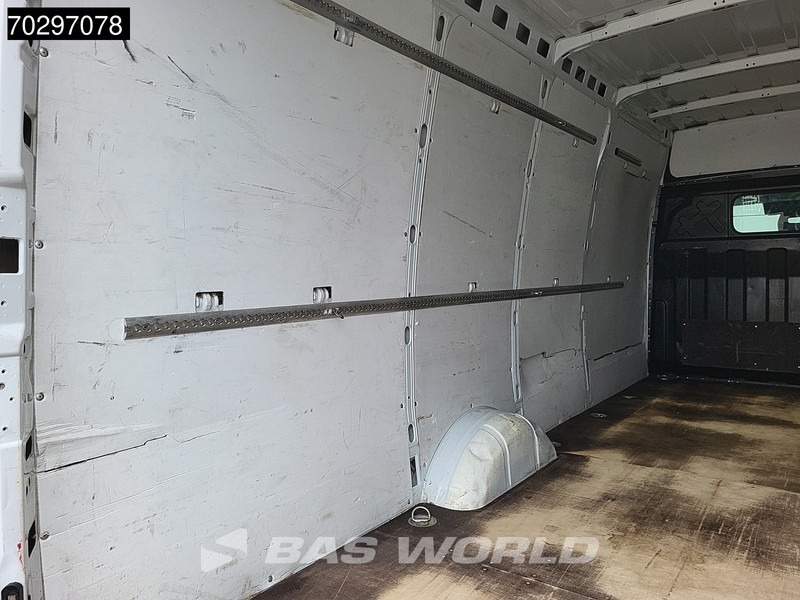 Furgon Iveco Daily 35S16 L3H2 160PK Airco Parkeersensoren Euro6 L4H2 Airco: obrázok 8 Furgon Iveco Daily 35S16 L3H2 160PK Airco Parkeersensoren Euro6 L4H2 Airco: obrázok 8