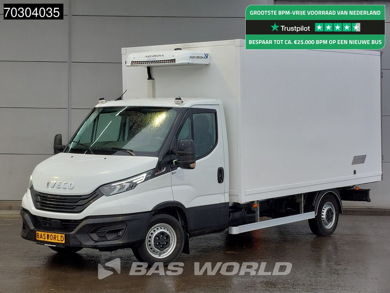 Iveco Daily 35S18 3.0L Automaat Koelwagen 230v Stekker Zijdeur Achterdeuren 180PK ACC LED Navi Airco Euro6 Bakwagen Gekoeld Koel Koeler Kühl - Chladiarenská dodávka: obrázok 1 Iveco Daily 35S18 3.0L Automaat Koelwagen 230v Stekker Zijdeur Achterdeuren 180PK ACC LED Navi Airco Euro6 Bakwagen Gekoeld Koel Koeler Kühl - Chladiarenská dodávka: obrázok 1