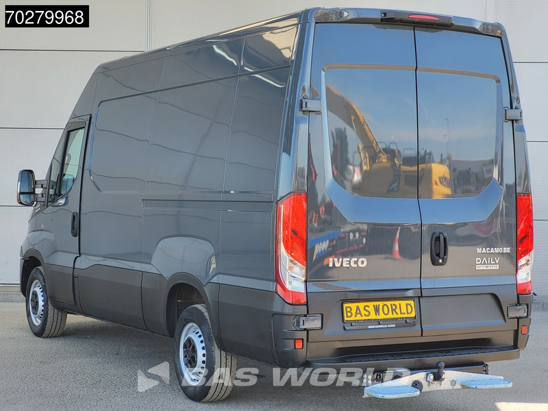 Iveco Daily 35S18 3.0L Automaat L2H2 3,5t Trekhaak Airco Cruise Camera L2 12m3 Airco Trekhaak Cruise control - Furgon: obrázok 2 Iveco Daily 35S18 3.0L Automaat L2H2 3,5t Trekhaak Airco Cruise Camera L2 12m3 Airco Trekhaak Cruise control - Furgon: obrázok 2