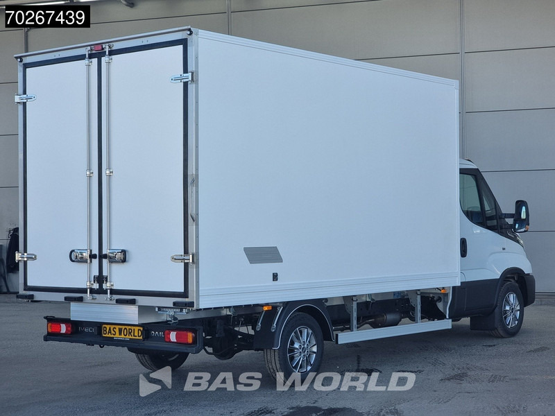 Iveco Daily 35S18 3.0L Koelwagen Vriezer Thermoking V-200 MAX 220V stekker -18 LED Navi Airco ACC Koel Koeler Kühler Bakwagen Kühlwagen Kühl - Chladiarenská dodávka: obrázok 5 Iveco Daily 35S18 3.0L Koelwagen Vriezer Thermoking V-200 MAX 220V stekker -18 LED Navi Airco ACC Koel Koeler Kühler Bakwagen Kühlwagen Kühl - Chladiarenská dodávka: obrázok 5