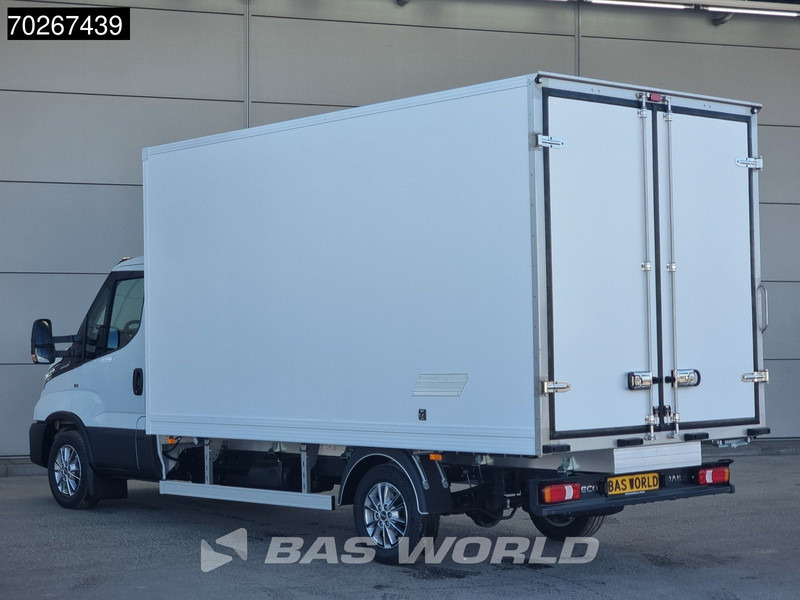 Iveco Daily 35S18 3.0L Koelwagen Vriezer Thermoking V-200 MAX 220V stekker -18 LED Navi Airco ACC Koel Koeler Kühler Bakwagen Kühlwagen Kühl - Chladiarenská dodávka: obrázok 2 Iveco Daily 35S18 3.0L Koelwagen Vriezer Thermoking V-200 MAX 220V stekker -18 LED Navi Airco ACC Koel Koeler Kühler Bakwagen Kühlwagen Kühl - Chladiarenská dodávka: obrázok 2