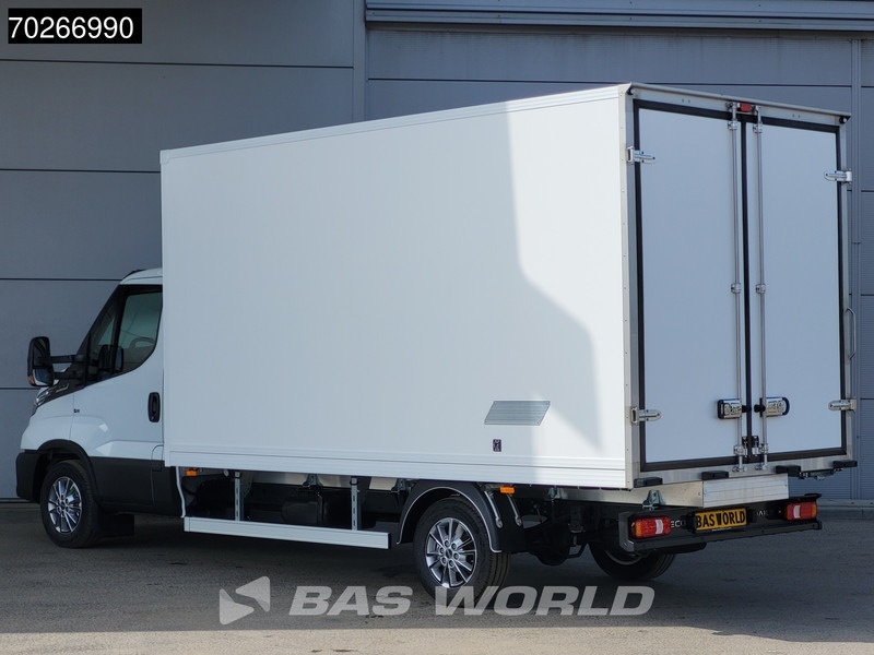Iveco Daily 35S18 3.0L Koelwagen Vriezer Thermoking V-200 MAX 220V stekker -18 LED Navi Airco ACC Koel Koeler Kühler Kühlwagen Bakwagen Kühl - Chladiarenská dodávka: obrázok 2 Iveco Daily 35S18 3.0L Koelwagen Vriezer Thermoking V-200 MAX 220V stekker -18 LED Navi Airco ACC Koel Koeler Kühler Kühlwagen Bakwagen Kühl - Chladiarenská dodávka: obrázok 2