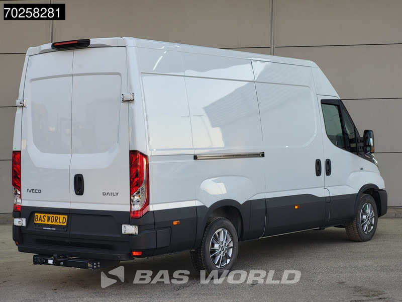 Iveco Daily 35S21 210PK 3.0L Automaat 2025 model L2H2 Trekhaak Tacho ACC LED CarPlay Velgen Camera 12m3 Airco Trekhaak - Furgon: obrázok 5 Iveco Daily 35S21 210PK 3.0L Automaat 2025 model L2H2 Trekhaak Tacho ACC LED CarPlay Velgen Camera 12m3 Airco Trekhaak - Furgon: obrázok 5