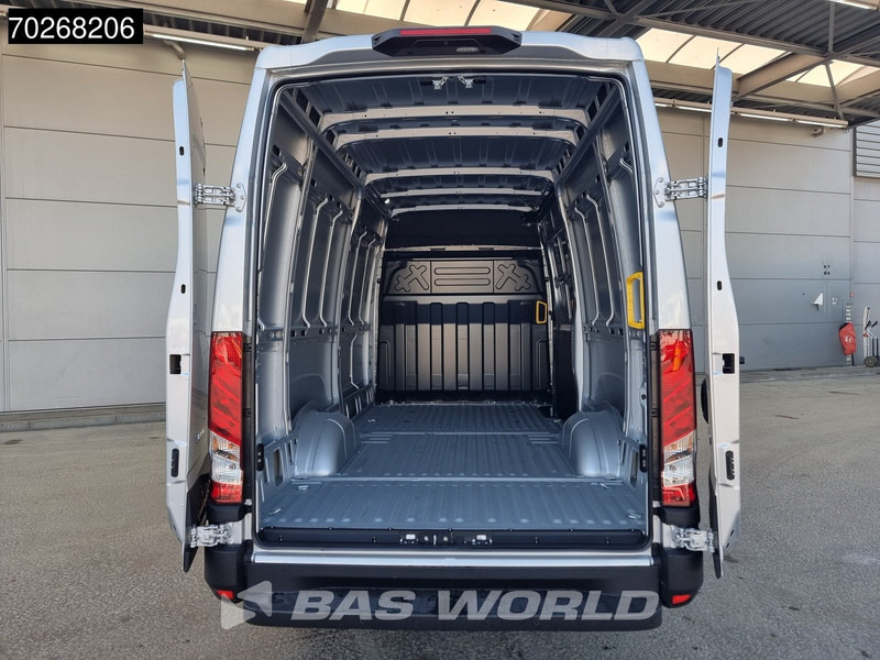 Iveco Daily 35S21 3.0L Automaat Black Edition L2H2 LED ACC Airco Camera 3,5t Trekgewicht Parkeersensoren L3 12m3 Airco - Furgon: obrázok 3 Iveco Daily 35S21 3.0L Automaat Black Edition L2H2 LED ACC Airco Camera 3,5t Trekgewicht Parkeersensoren L3 12m3 Airco - Furgon: obrázok 3