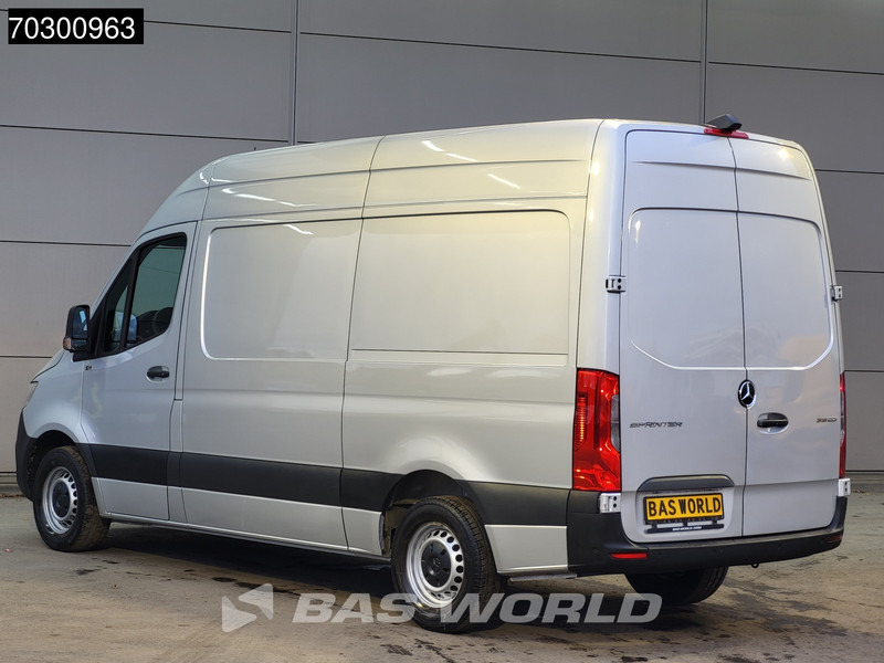 Mercedes-Benz Sprinter 315 CDI Automaat L2H2 150PK Airco Camera Parkeersensoren MBUX CarPlay Euro6 L2 12m3 Airco - Malá dodávka: obrázok 2 Mercedes-Benz Sprinter 315 CDI Automaat L2H2 150PK Airco Camera Parkeersensoren MBUX CarPlay Euro6 L2 12m3 Airco - Malá dodávka: obrázok 2