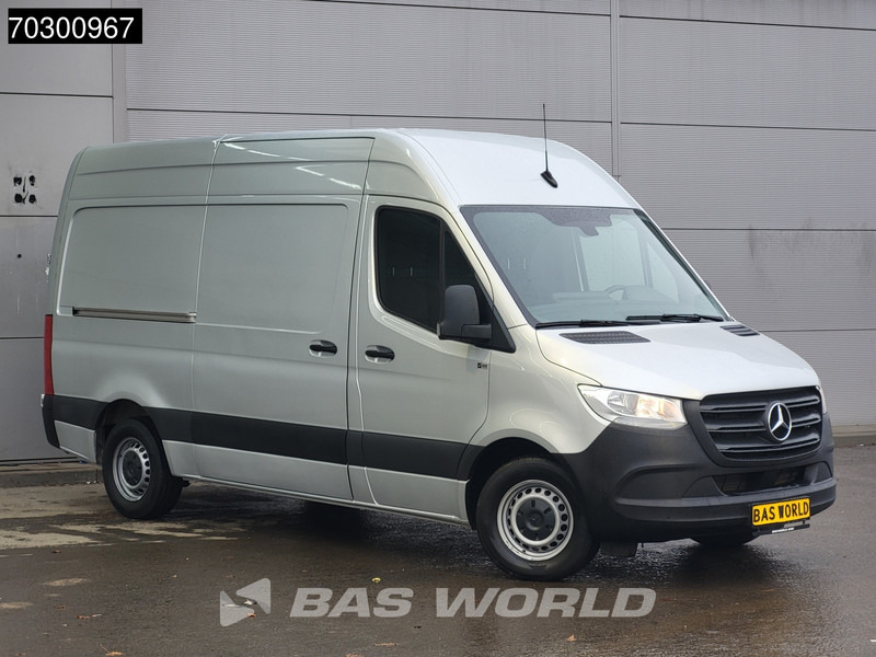 Mercedes-Benz Sprinter 315 CDI Automaat L2H2 150PK Airco Camera Parkeersensoren MBUX CarPlay Euro6 L2 Airco - Malá dodávka: obrázok 3 Mercedes-Benz Sprinter 315 CDI Automaat L2H2 150PK Airco Camera Parkeersensoren MBUX CarPlay Euro6 L2 Airco - Malá dodávka: obrázok 3