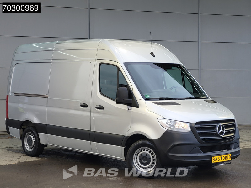 Mercedes-Benz Sprinter 315 CDI Automaat L2H2 150PK Airco Camera Parkeersensoren MBUX CarPlay Euro6 L2 Airco - Malá dodávka: obrázok 3 Mercedes-Benz Sprinter 315 CDI Automaat L2H2 150PK Airco Camera Parkeersensoren MBUX CarPlay Euro6 L2 Airco - Malá dodávka: obrázok 3