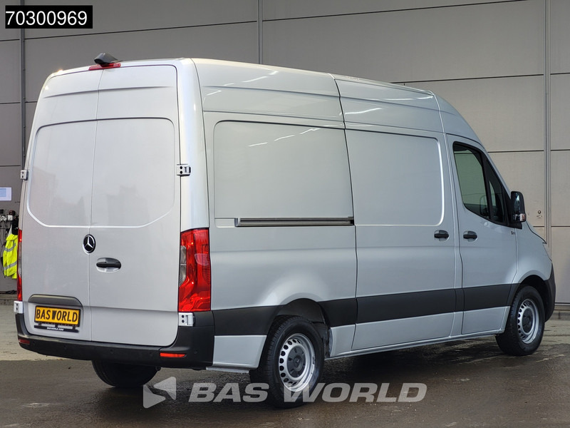 Mercedes-Benz Sprinter 315 CDI Automaat L2H2 150PK Airco Camera Parkeersensoren MBUX CarPlay Euro6 L2 Airco - Malá dodávka: obrázok 5 Mercedes-Benz Sprinter 315 CDI Automaat L2H2 150PK Airco Camera Parkeersensoren MBUX CarPlay Euro6 L2 Airco - Malá dodávka: obrázok 5