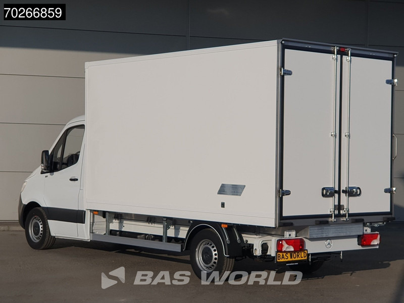 Mercedes-Benz Sprinter 315 CDI Koelwagen Achterdeuren Thermo King C-250 Airco Carplay MBUX Koel Koeler Kühl Kühler Kühlwagen Kühlkoffer 17m3 Airco - Chladiarenská dodávka: obrázok 2 Mercedes-Benz Sprinter 315 CDI Koelwagen Achterdeuren Thermo King C-250 Airco Carplay MBUX Koel Koeler Kühl Kühler Kühlwagen Kühlkoffer 17m3 Airco - Chladiarenská dodávka: obrázok 2