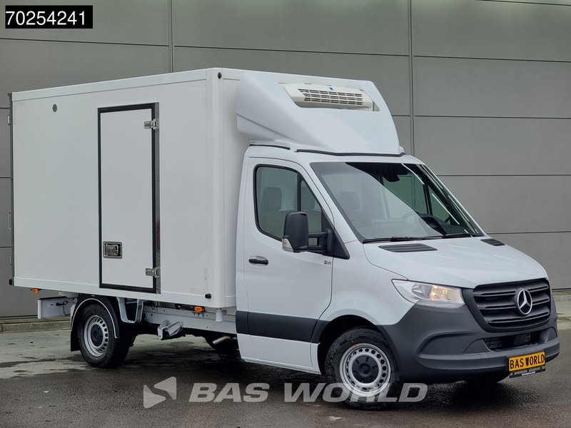 Mercedes-Benz Sprinter 315 CDI Koelwagen Thermo King V-300max 230V stekker Bakwagen Koel Kühlwagen 13m3 Airco Cruise control - Chladiarenská dodávka: obrázok 5 Mercedes-Benz Sprinter 315 CDI Koelwagen Thermo King V-300max 230V stekker Bakwagen Koel Kühlwagen 13m3 Airco Cruise control - Chladiarenská dodávka: obrázok 5