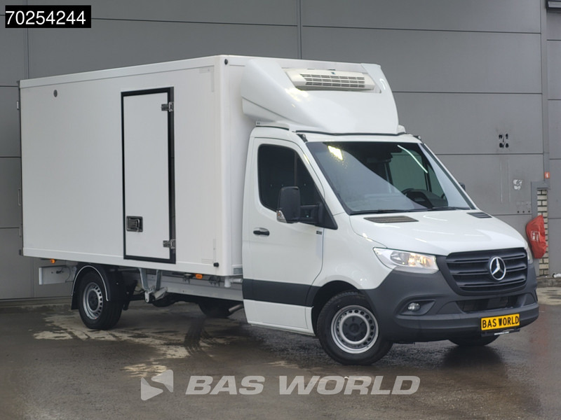 Mercedes-Benz Sprinter 315 CDI Koelwagen Thermo King V-300max 230V stekker Bakwagen Koel Kühlwagen 16m3 Airco Cruise control - Chladiarenská dodávka: obrázok 3 Mercedes-Benz Sprinter 315 CDI Koelwagen Thermo King V-300max 230V stekker Bakwagen Koel Kühlwagen 16m3 Airco Cruise control - Chladiarenská dodávka: obrázok 3